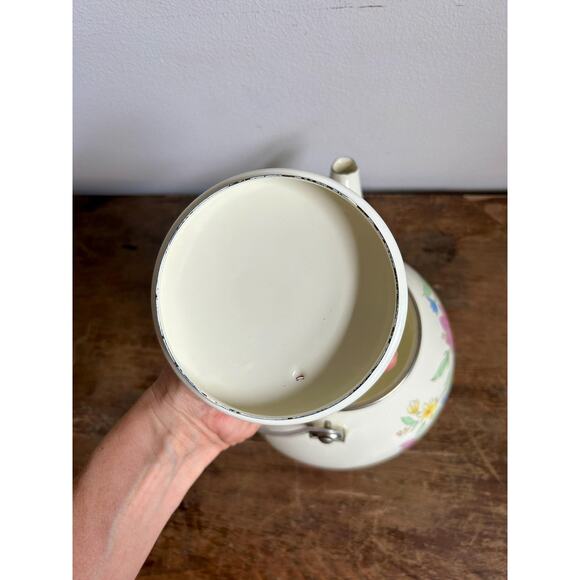 Vintage 80's Decorative Enamel Floral Teapot with Wooden Handle | Enamel Kettle - Picture 6 of 7